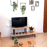 Апартаменты Nostos House *