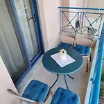 Апартаменты Nostos House *