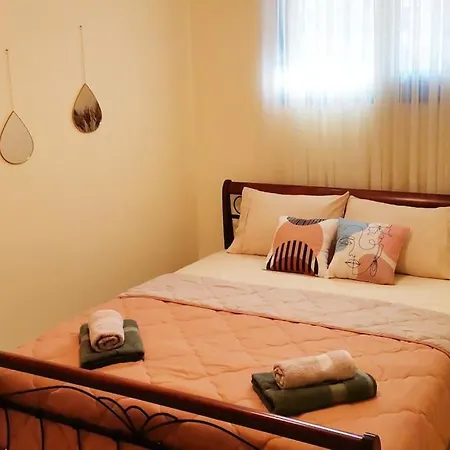 Apartmán Nostos House Néa Ankhíalos