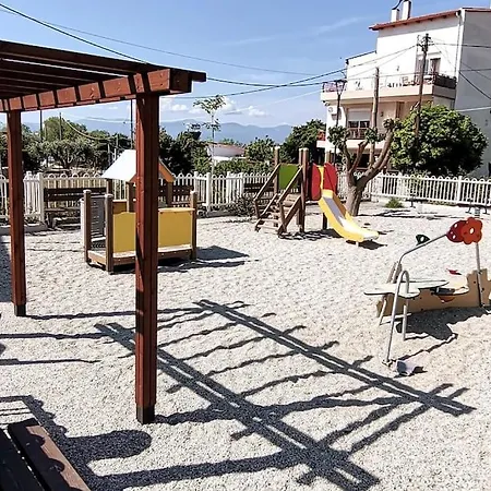 Nostos House * Néa Ankhíalos