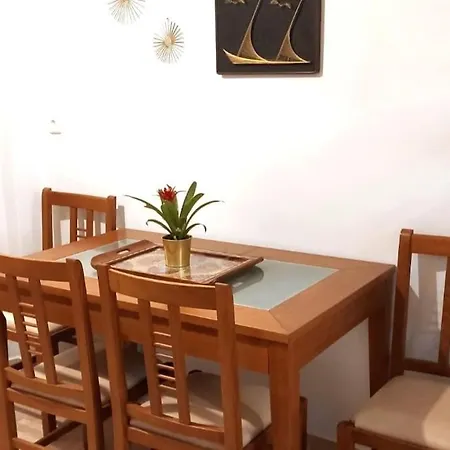 Nostos House דירה